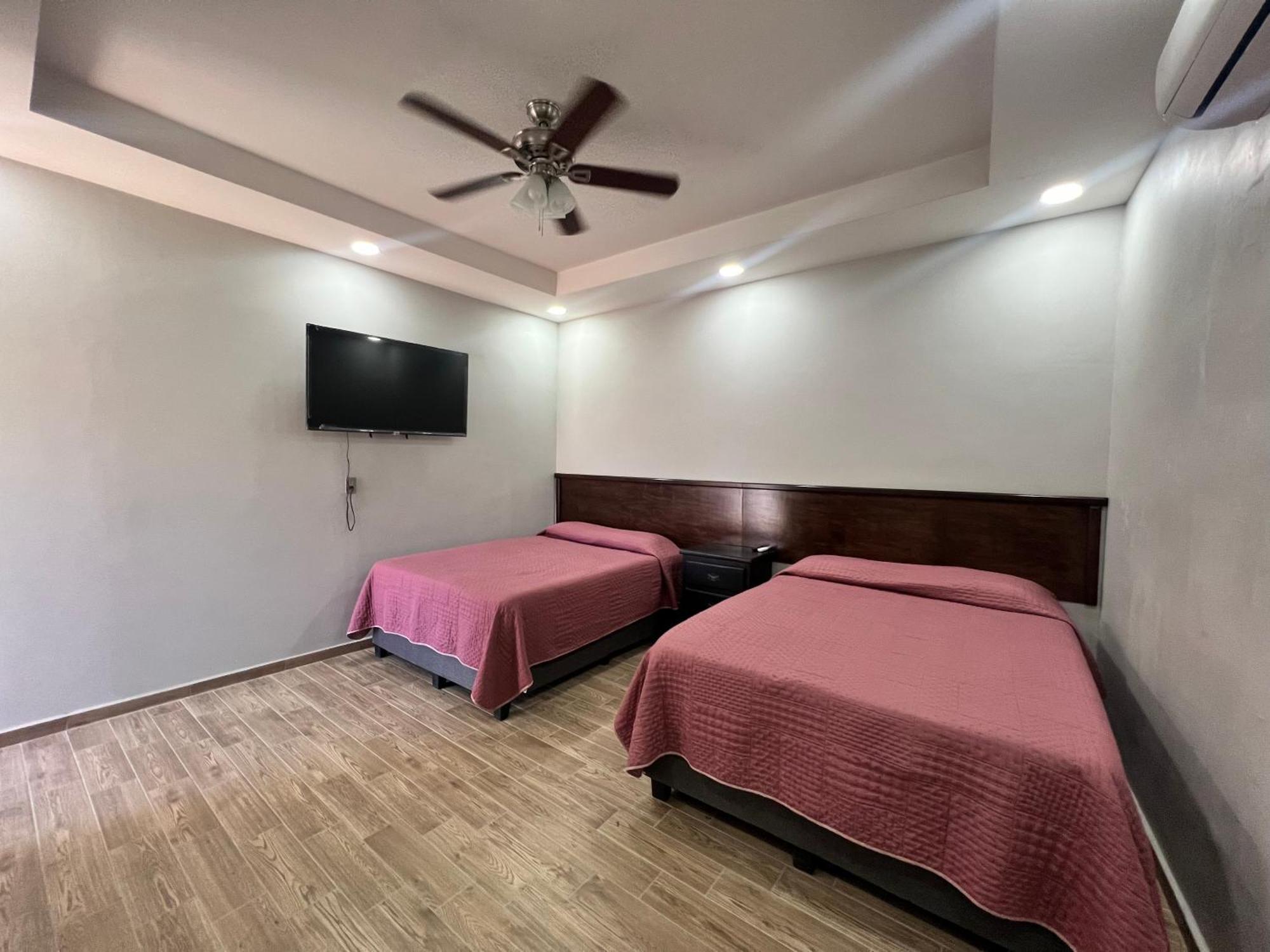 Hotel Los Pinos Inn El Golfo de Santa Clara Экстерьер фото